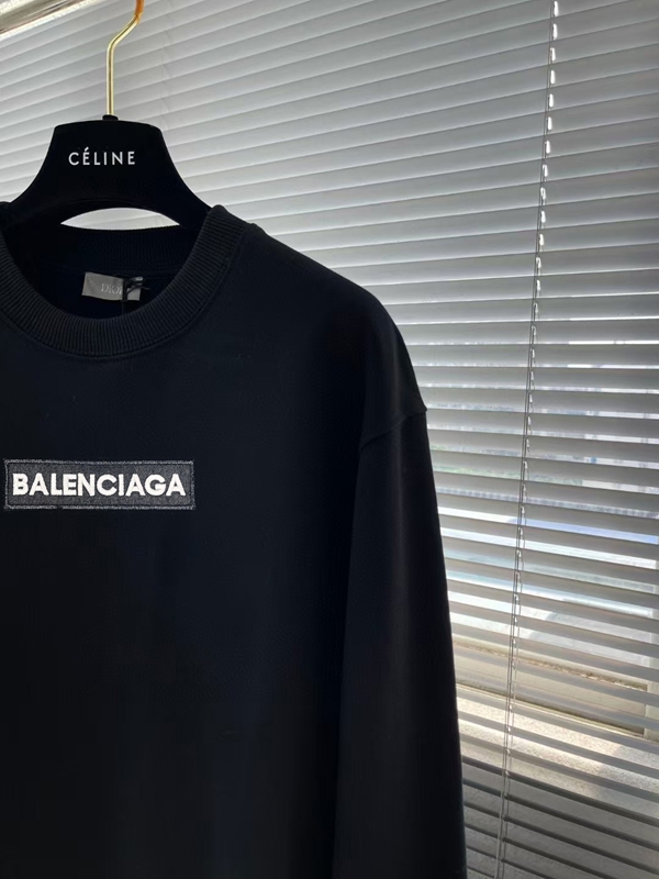 ブランドパーカー背面デザイン